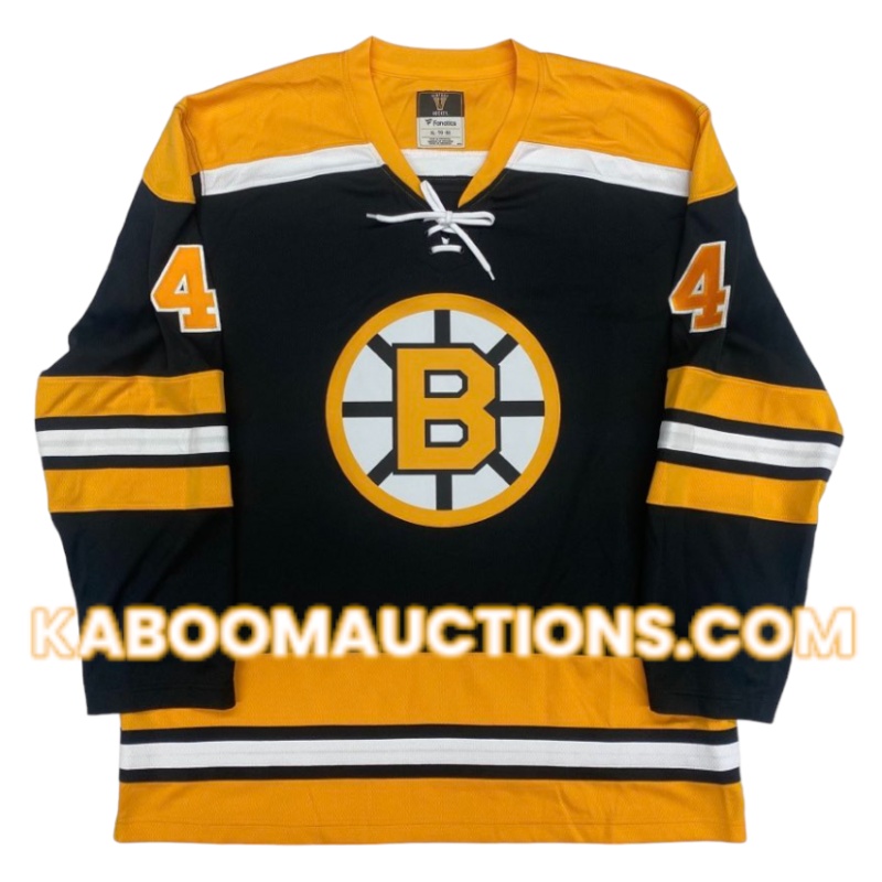 Bobby ORR Signed Boston Bruins HAND PAINTED "Skating" 1/1 Black Jersey